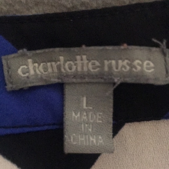 CHARLOTTE RUSSE Cool Bold Statement Chevron Print Long Sleeve 2 Pocket Top - Picture 15 of 15